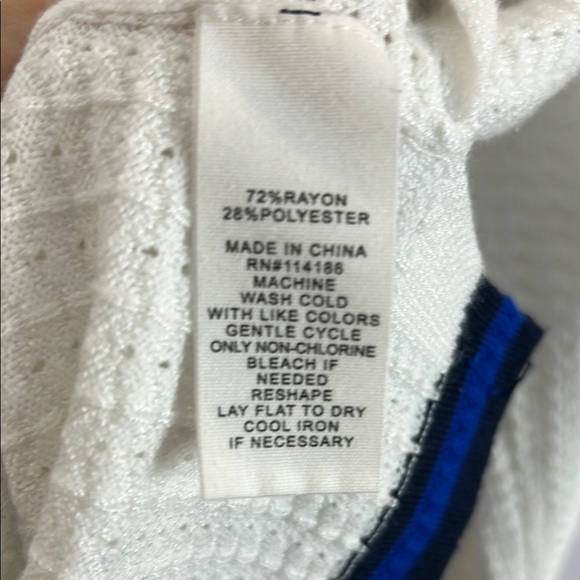 89th + Madison V-Neck Sweater Hoodie White and Blue Timeless Design Size Large - Picture 8 of 10